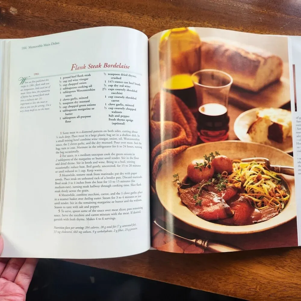 Better Homes and Gardens 75 Years of All-Time Favorites Cookbook 1997 HCDJ